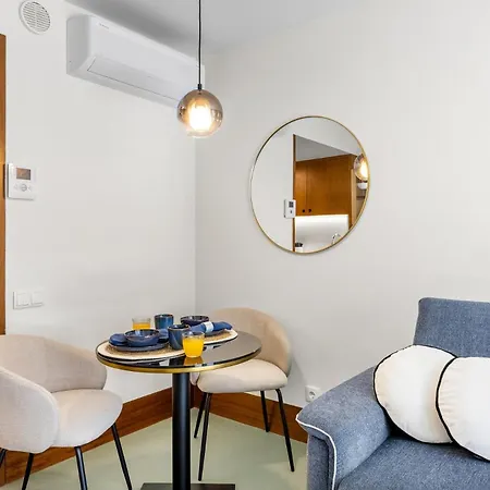 1br Flats With Ac | Urban Gardens Διαμέρισμα Πόρτο